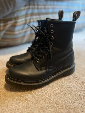 Dr. Martens 1460 W Black Leather Boots Women's Size 8
